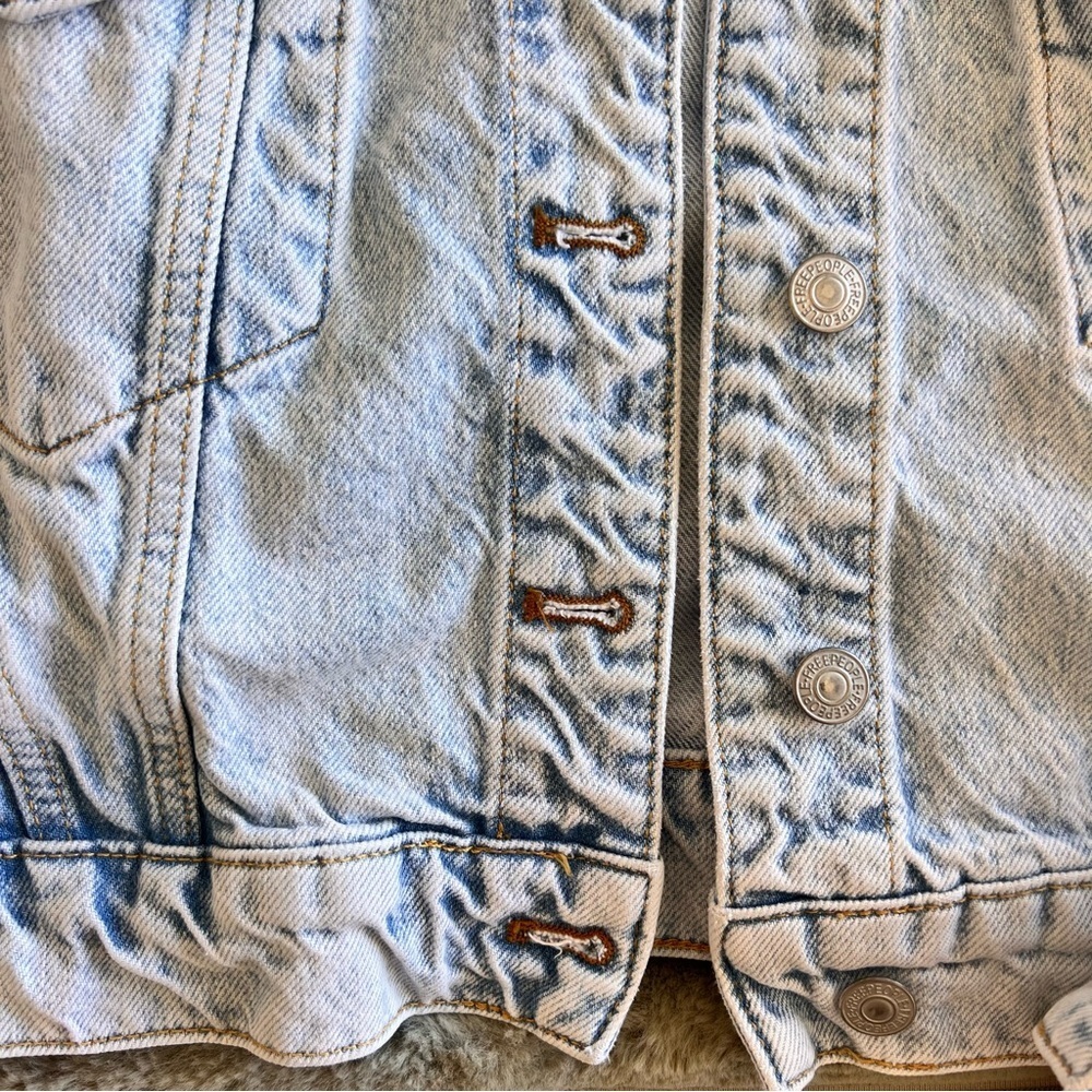 Free People Brando Denim Jacket in Malta Wash- Size XS - Picture 4 of 13